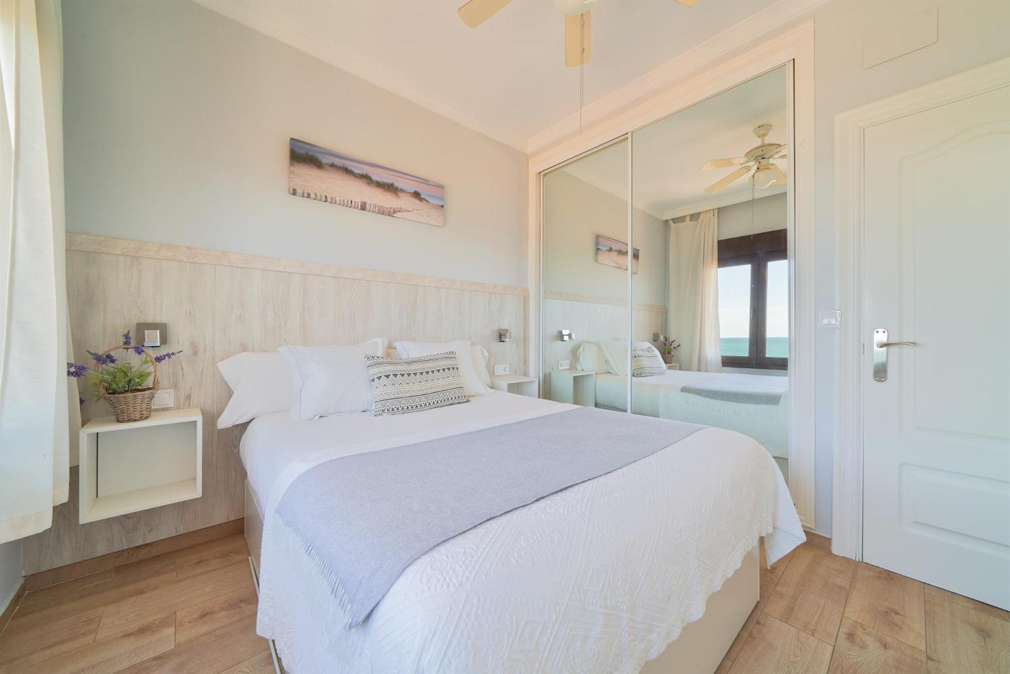 Апартаменти Xpce Playa Bajondillo Terrace - Parking Free Торремолінос Екстер'єр фото